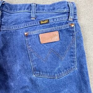 Vtg Wrangler Cowboy Cut Jean Mens Actual Fit 39x36 Blue Faded Denim Straight Leg